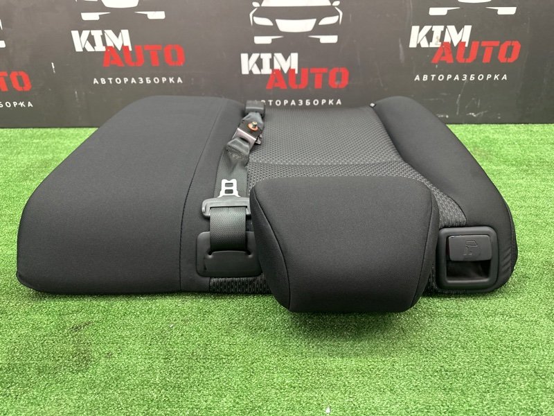 Задний ряд сидений Kia Rio X 2021