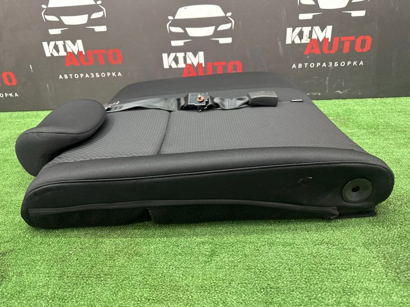Задний ряд сидений Kia Rio X 2021