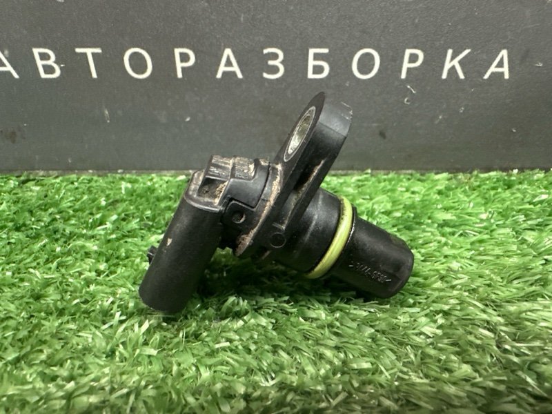 Датчик положения распредвала Skoda Octavia 2014 A7