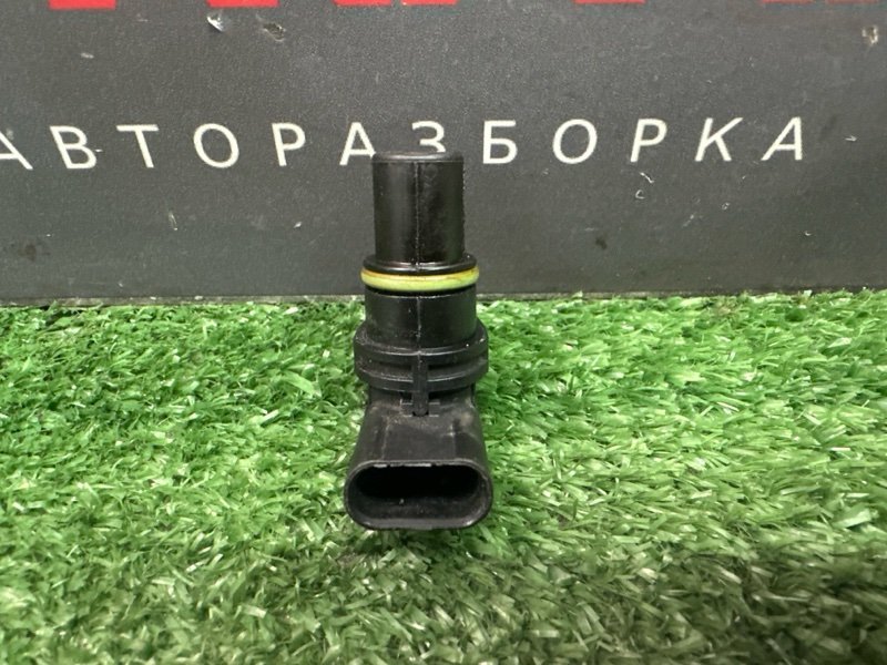Датчик положения распредвала Skoda Octavia 2014 A7