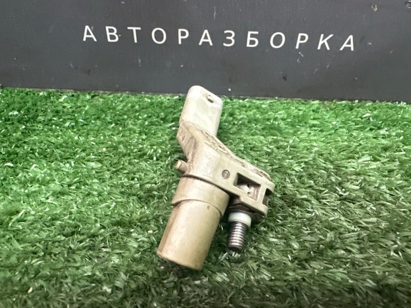 Датчик коленвала Skoda Octavia 2014 A7