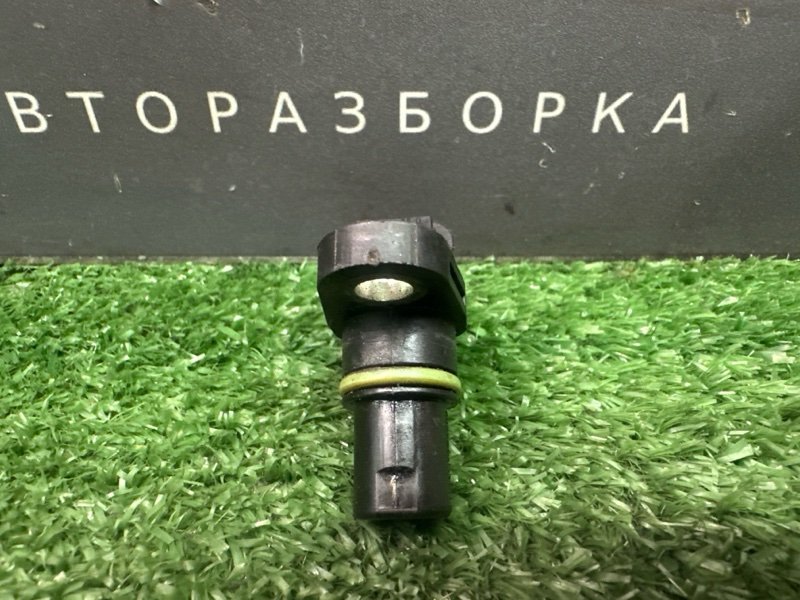 Датчик положения распредвала Skoda Octavia 2014 A7