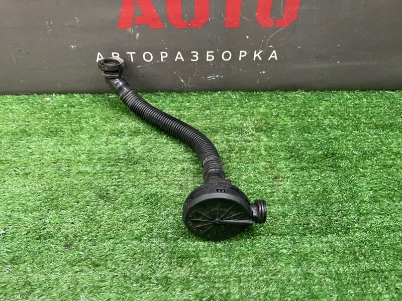 Клапан вентиляции картерных газов Skoda Fabia 2 2011