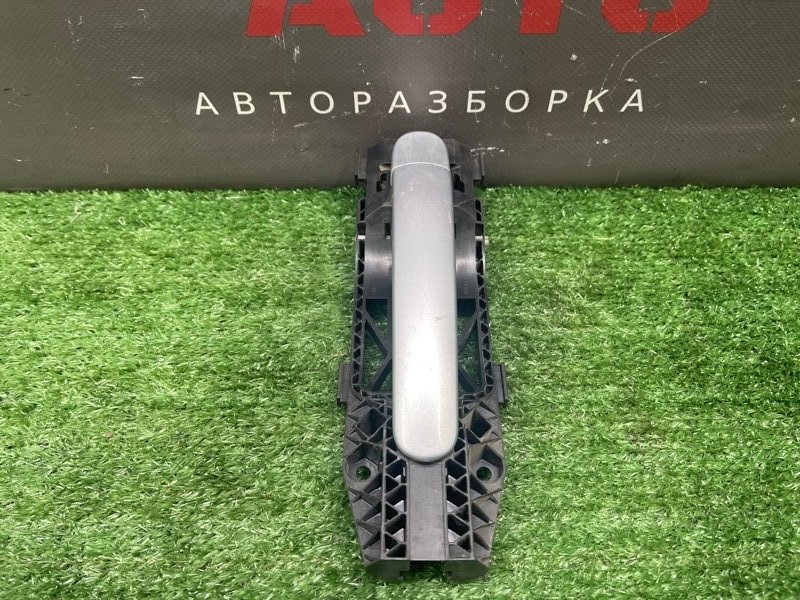 Ручка двери наружная в сборе Skoda Fabia 2 2011