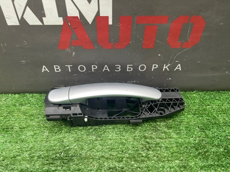 Ручка двери наружная в сборе Skoda Fabia 2 2011
