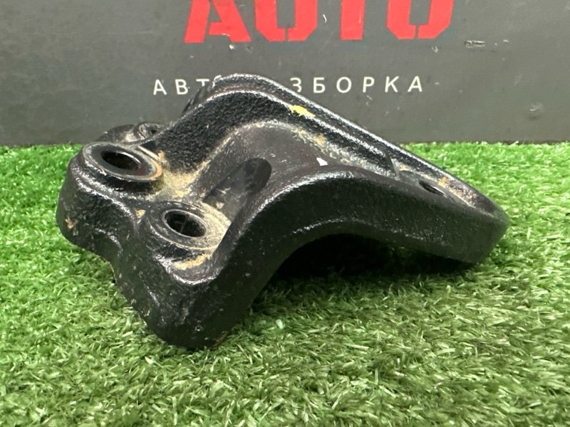 Кронштейн опоры двигателя Kia Rio X 2021