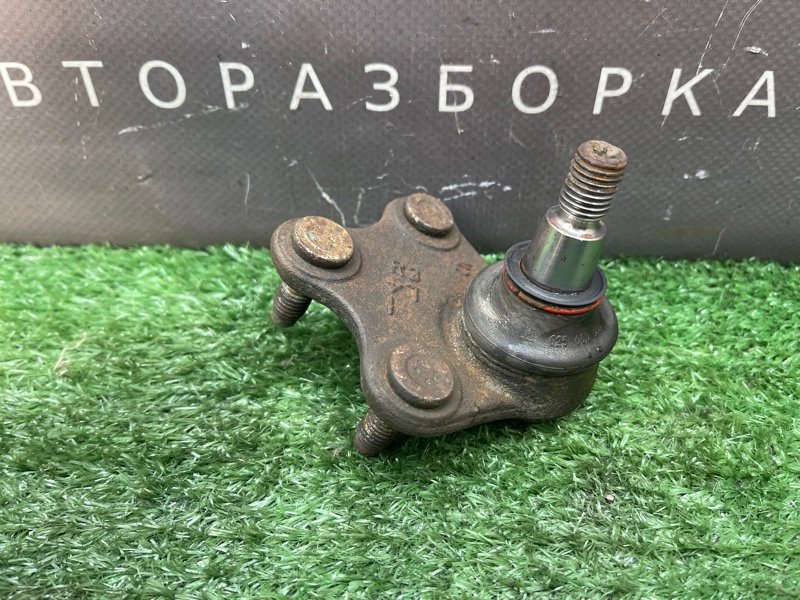 Шаровая опора Skoda Fabia 2 2011