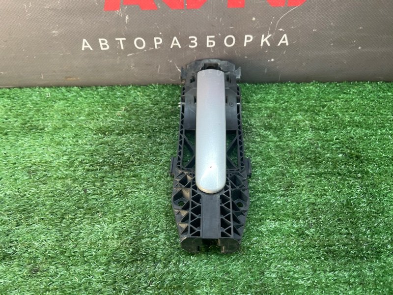 Ручка двери наружная Skoda Fabia 2 2011