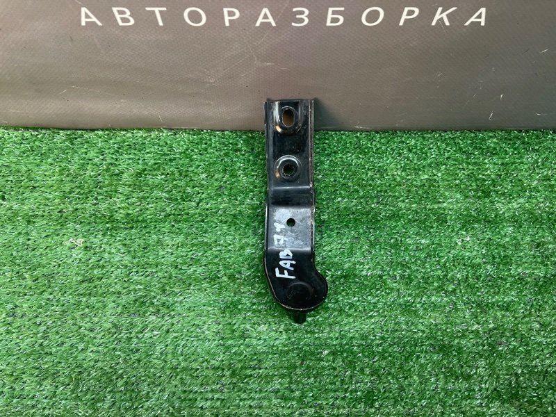 Кронштейн воздушного фильтра Skoda Fabia 2 2011