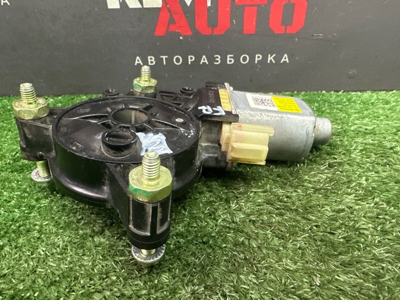 Мотор стеклоподъемника Kia Rio X 2021