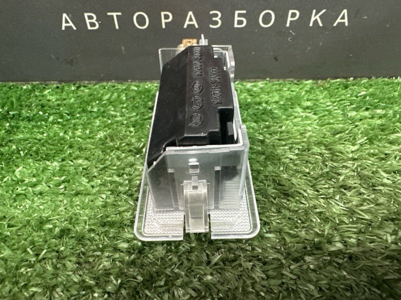 Плафон подсветки багажника Kia Rio X 2021