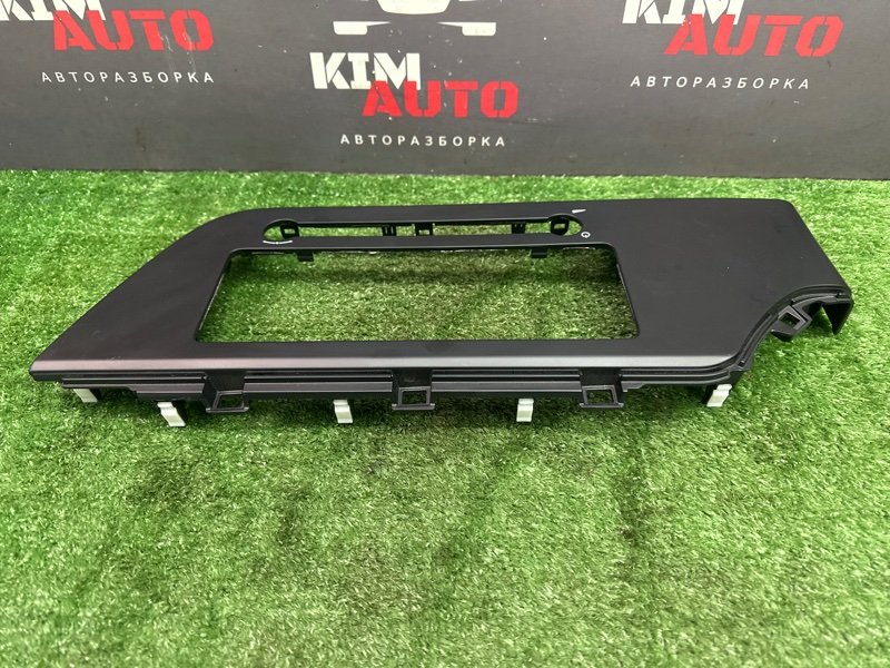 Рамка магнитолы Kia Rio X 2021