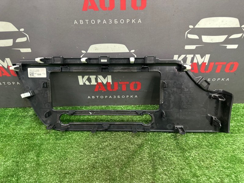 Рамка магнитолы Kia Rio X 2021