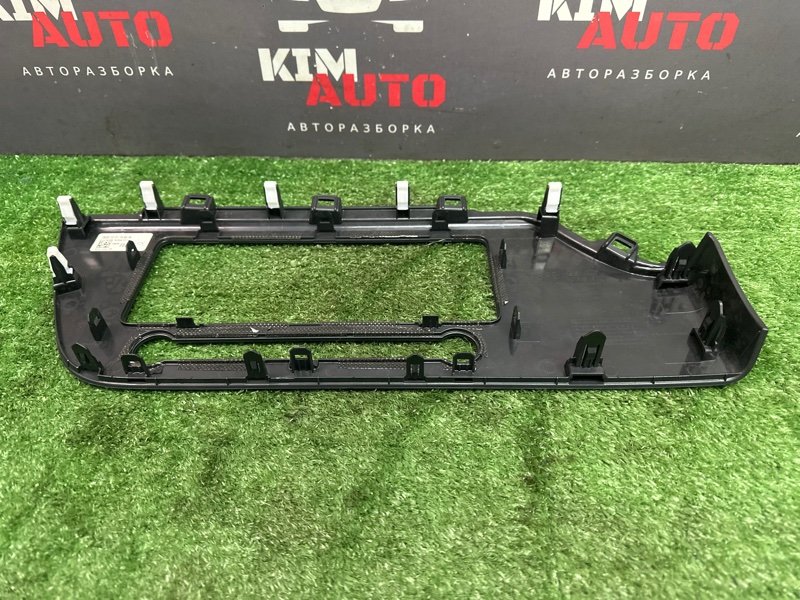 Рамка магнитолы Kia Rio X 2021