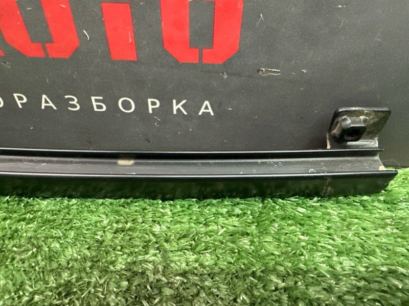Стойка глухого стекла Kia Rio X 2021