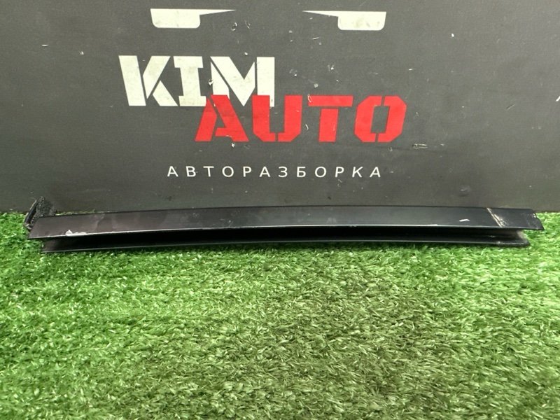 Стойка глухого стекла Kia Rio X 2021
