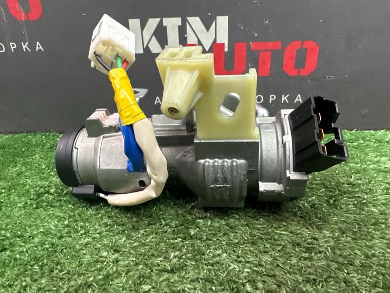Замок зажигания, личинка двери и ключ Kia Rio X 2021