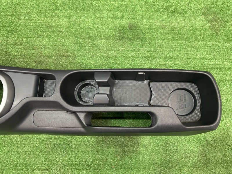 Консоль между сидений Kia Rio 3 2014 QB