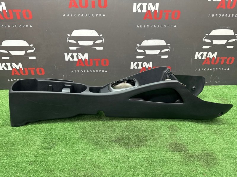 Консоль между сидений Kia Rio 3 2014 QB