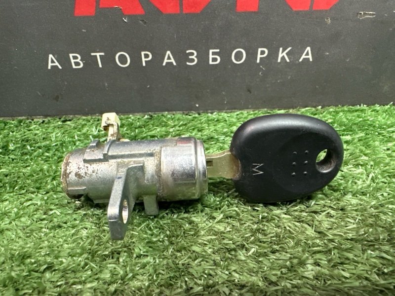 Замок зажигания, личинка двери и ключ Kia Rio 3 2014 QB