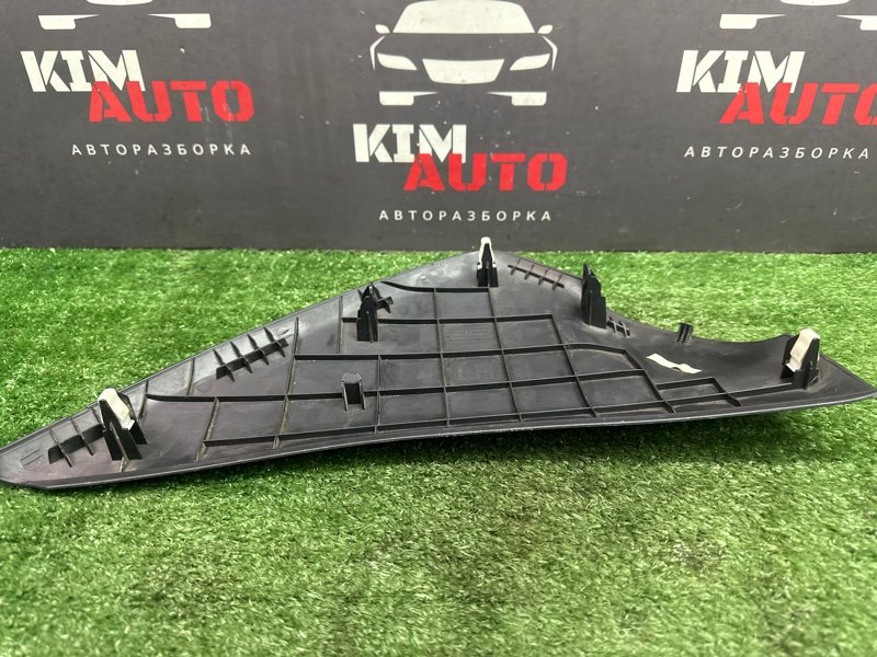 Накладка торпедо боковая Kia Rio 3 2014 QB