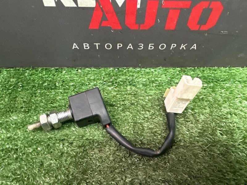 Датчик педали сцепления Kia Rio 3 2014 QB