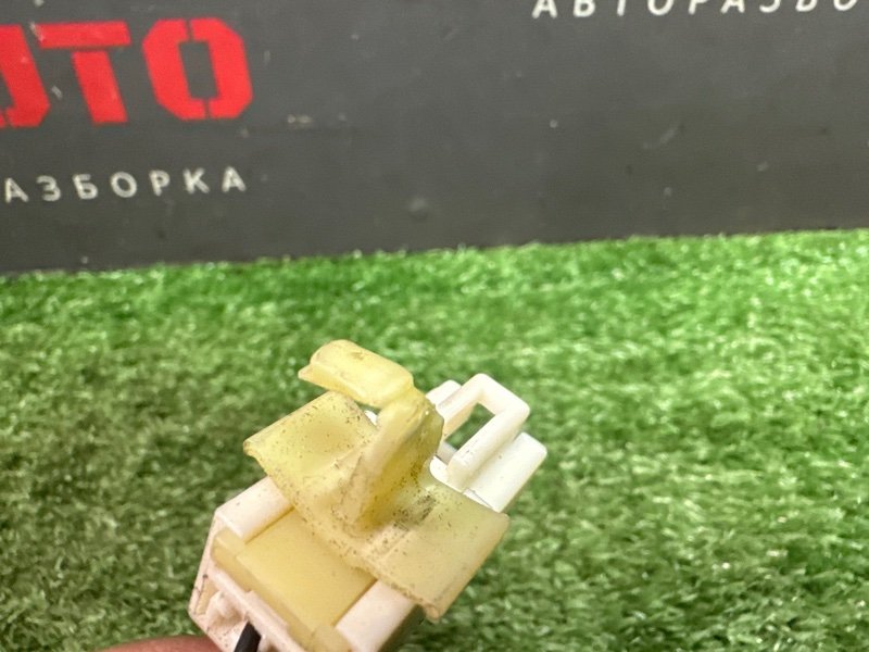 Датчик педали сцепления Kia Rio 3 2014 QB