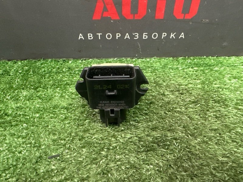 Резистор вентилятора охлаждения Kia Rio 3 2014 QB