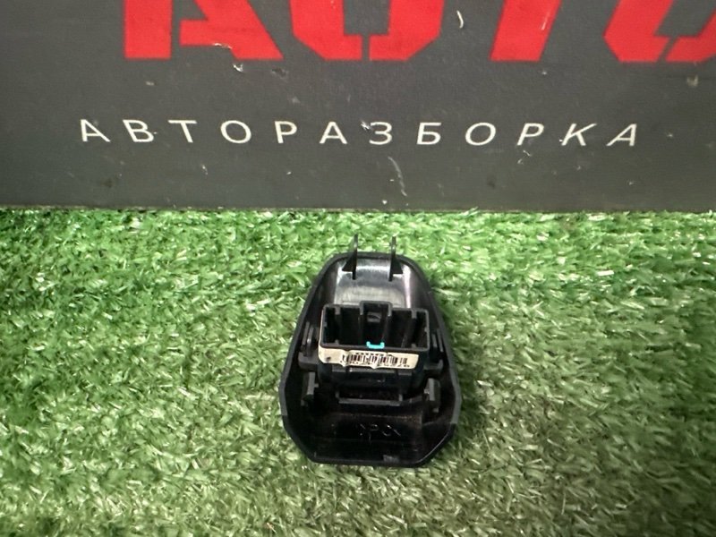 Заглушка датчика света Kia Rio 3 2014 QB