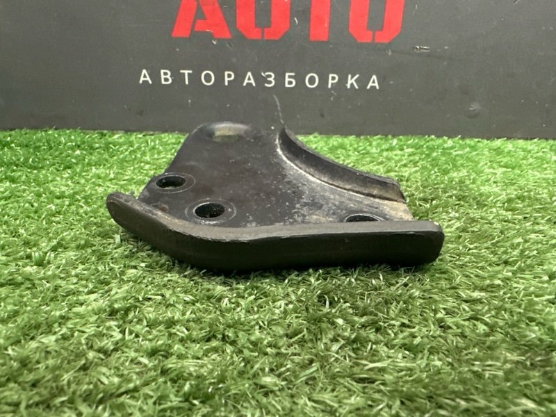 Кронштейн генератора Kia Rio 3 2014 QB