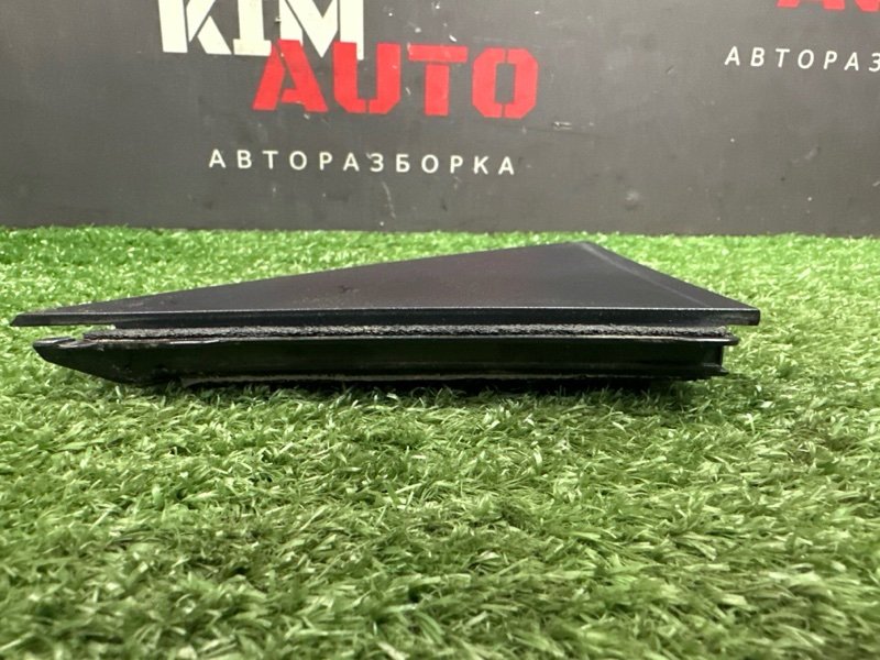 Накладка двери наружная треугольник Kia Rio 3 2014 QB