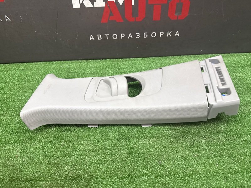 Накладка центральной стойки верхняя Hyundai Creta GS 2017