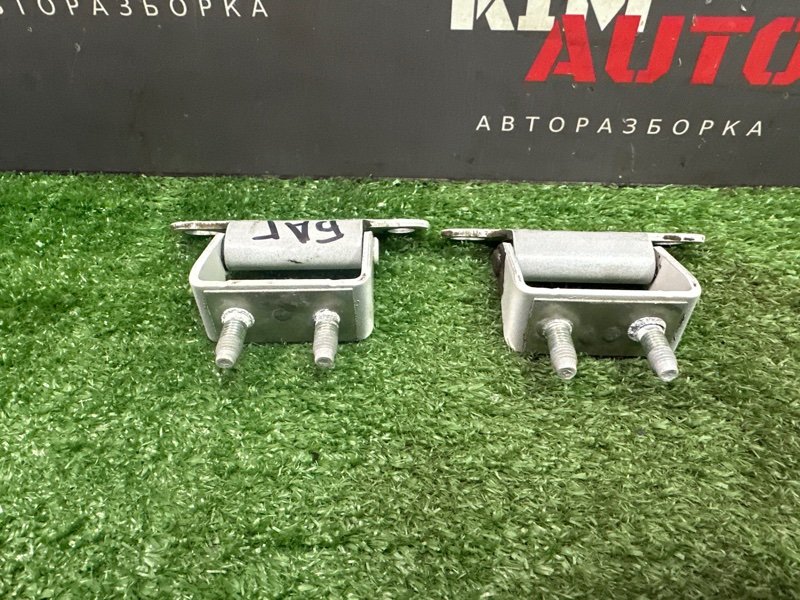 Петли крышки багажника Hyundai Creta GS 2017