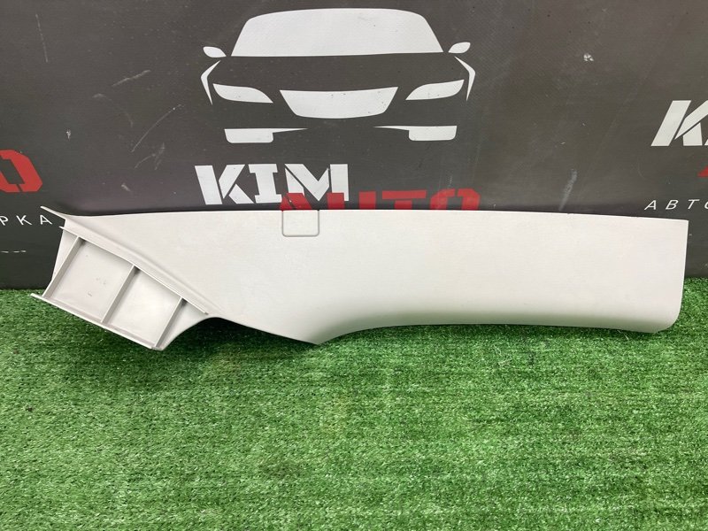 Накладка стойки кузова Ford Focus 2 2009 CB