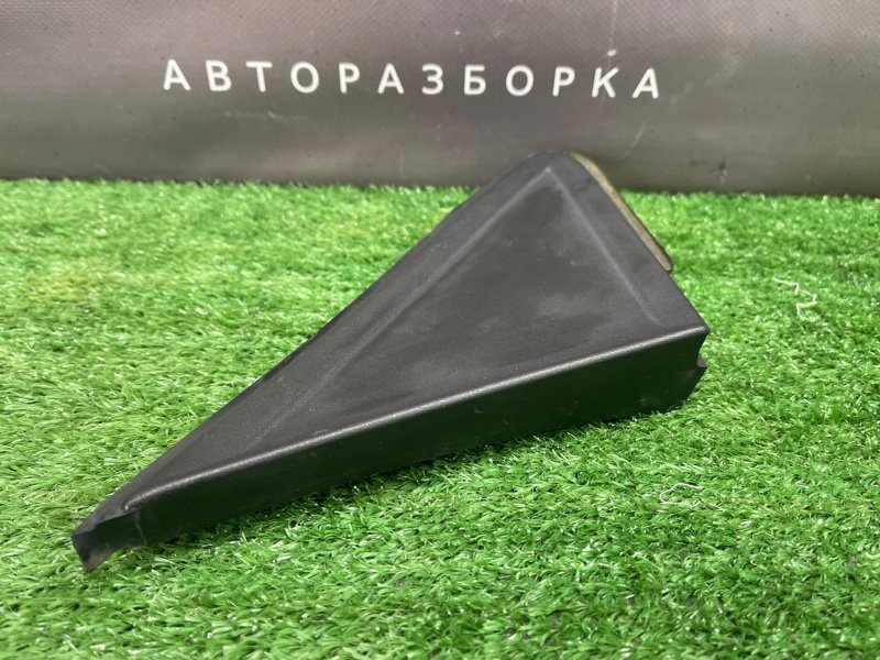 Накладка крыла Ford Focus 2 2009 CB