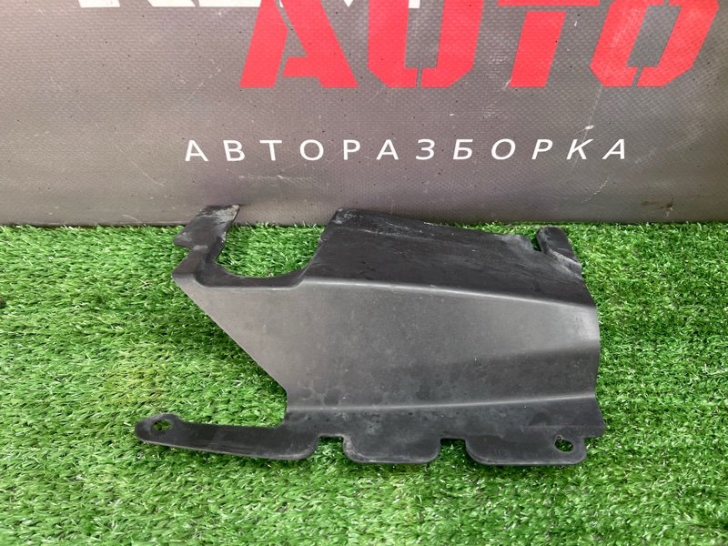 Воздуховод радиатора верхний Ford Focus 2 2009 CB