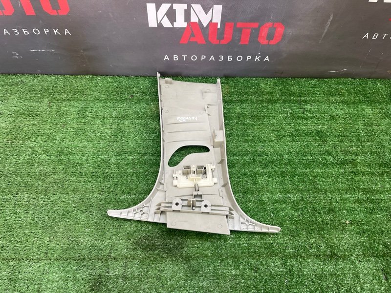 Накладка центральной стойки верхняя Ford Focus 2 2009 CB