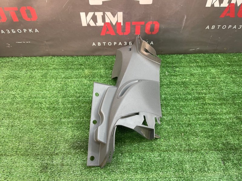 Накладка стойки кузова Ford Focus 2 2009 CB