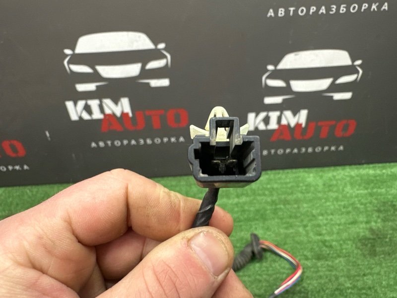 Проводка крышки багажника Kia Ceed SW 2011 ED