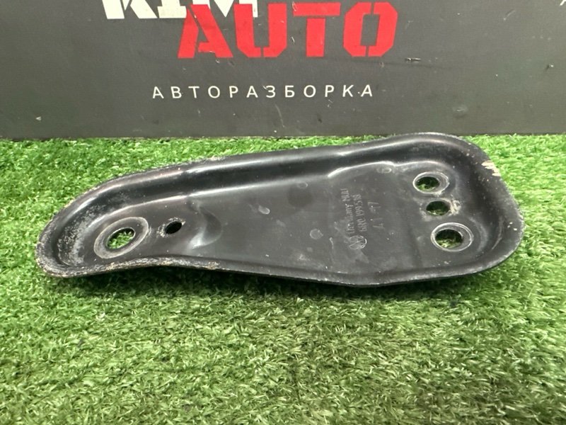 Кронштейн переднего подрамника Volkswagen Polo 2017