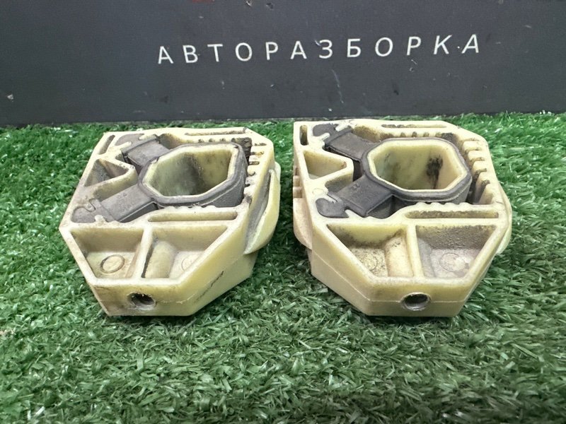 Крепление радиатора Volkswagen Polo 2017