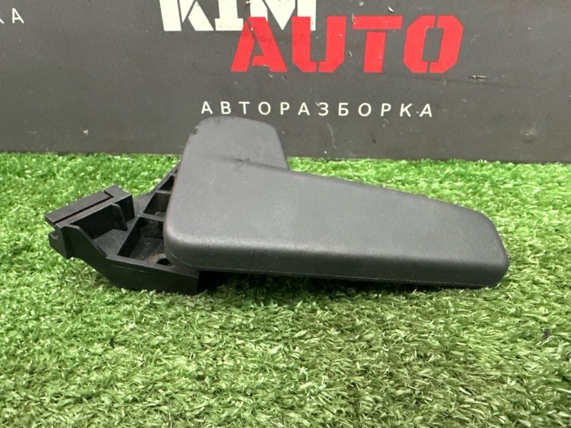 Ручка открывания капота Volkswagen Polo 2017