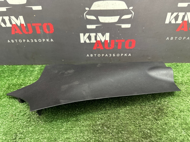 Накладка центральной консоли Kia Ceed 1 HB 2011 ED