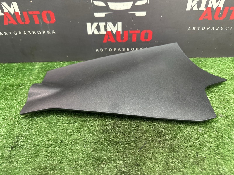 Накладка центральной консоли Kia Ceed 1 HB 2011 ED
