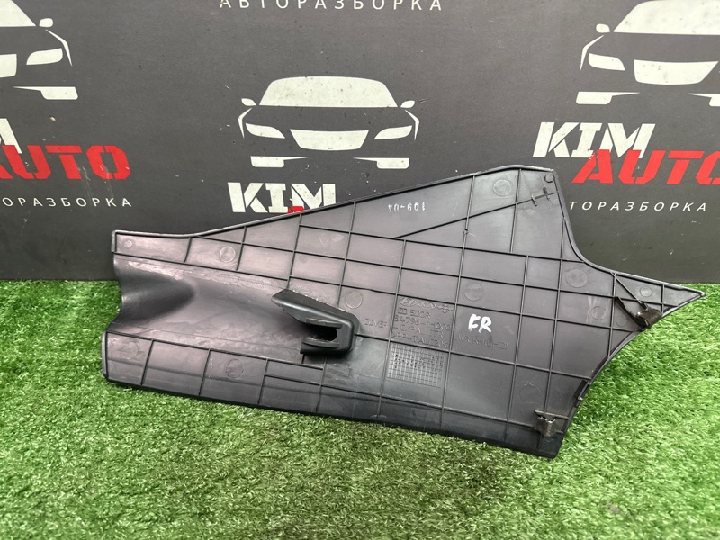 Накладка центральной консоли Kia Ceed 1 HB 2011 ED