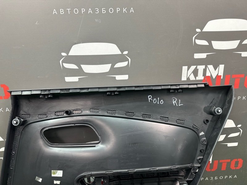 Обшивка двери Volkswagen Polo 2012