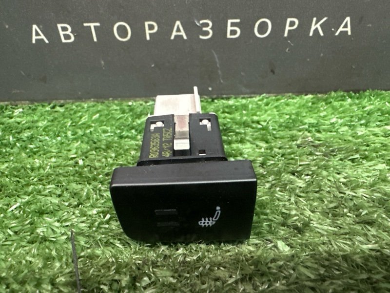 Кнопки подогрева сидений Volkswagen Polo 2012