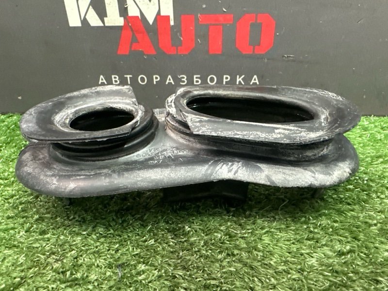Пыльник Volkswagen Polo 2012