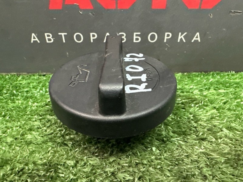Крышка маслозаливной горловины Kia Rio 3 2014 QB