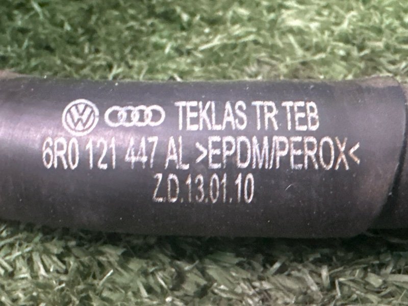 Патрубок охлаждения Volkswagen Polo 2012